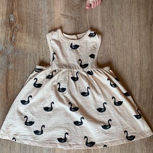 Ryle & Cru 2019 release Swan Dress. EUC.